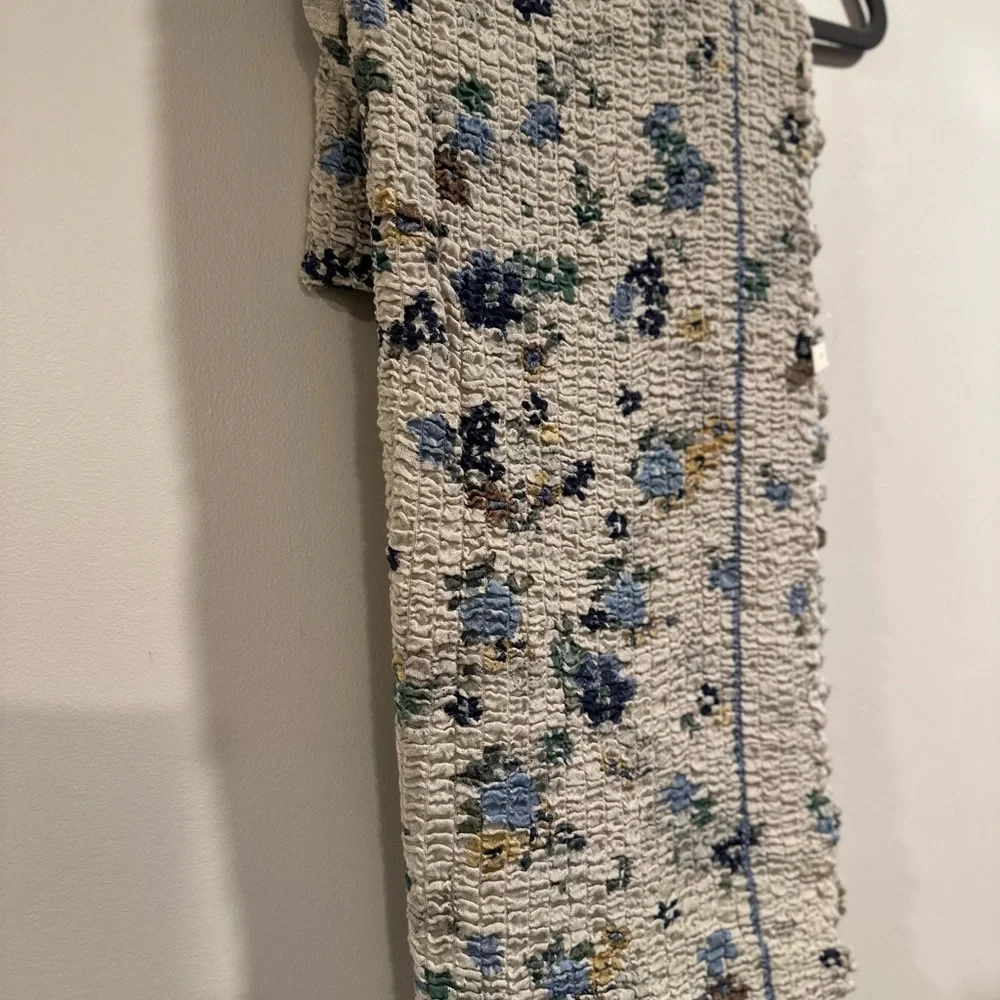 New Vintage Inspired Infinity Loop Scarf Floral Crinkled Chiffon Off White Airy
